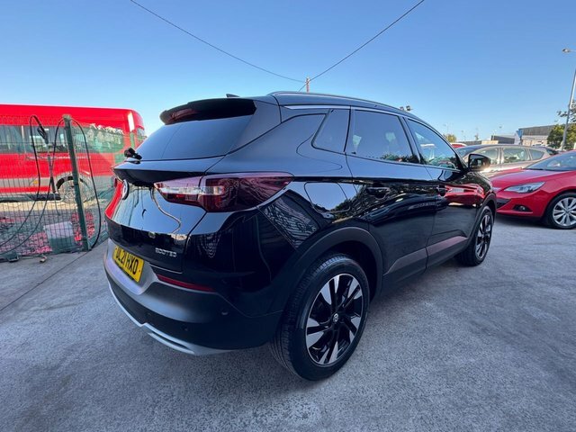 Vauxhall Grandland X 1.2 Turbo Griffin Edition Suv Eu Black #3