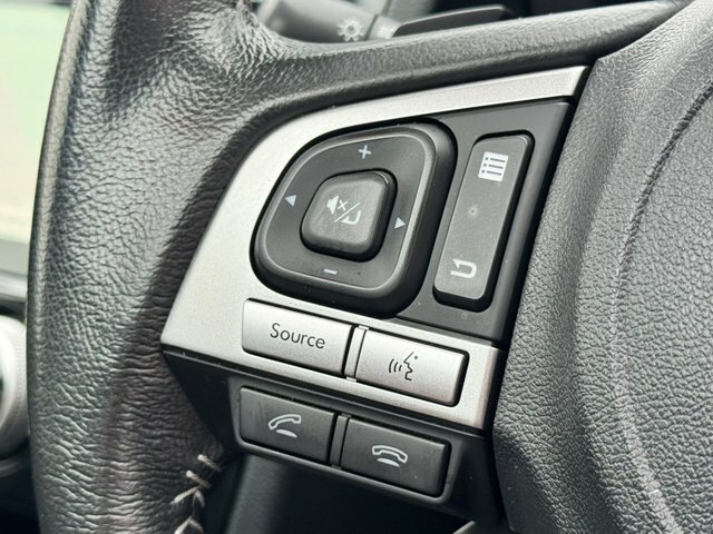 Subaru Forester 2.0 Xe Premium Lineartronic Silver #21