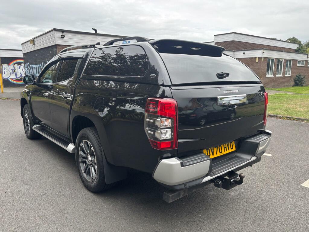 Mitsubishi L200 2.2 Di-d Dc Barbarian X 4Wd Euro 6 Ss Black #5