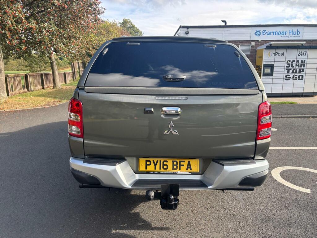 Mitsubishi L200 2.4 Di-d Dc Warrior 4Wd Euro 5 Green #6