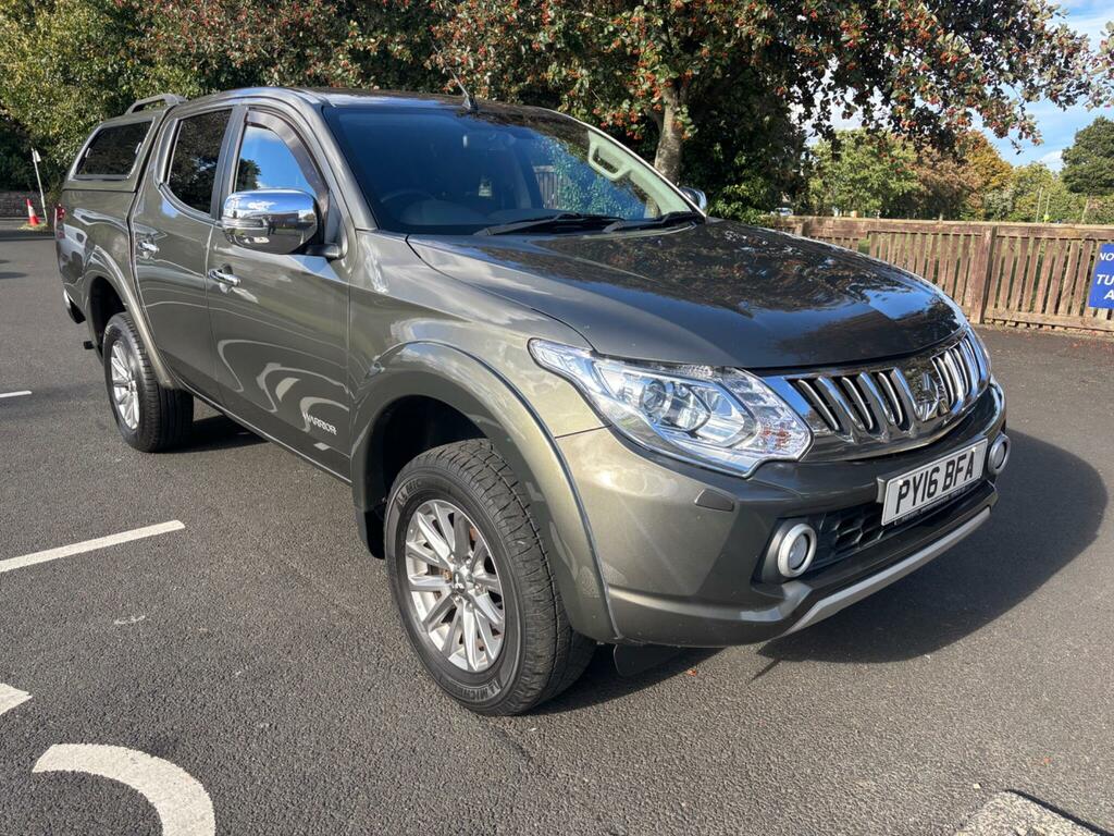 Mitsubishi L200 2.4 Di-d Dc Warrior 4Wd Euro 5 Green