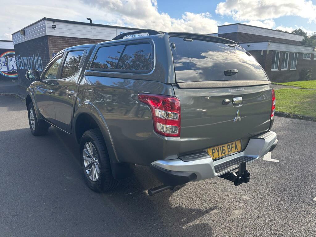Mitsubishi L200 2.4 Di-d Dc Warrior 4Wd Euro 5 Green #5