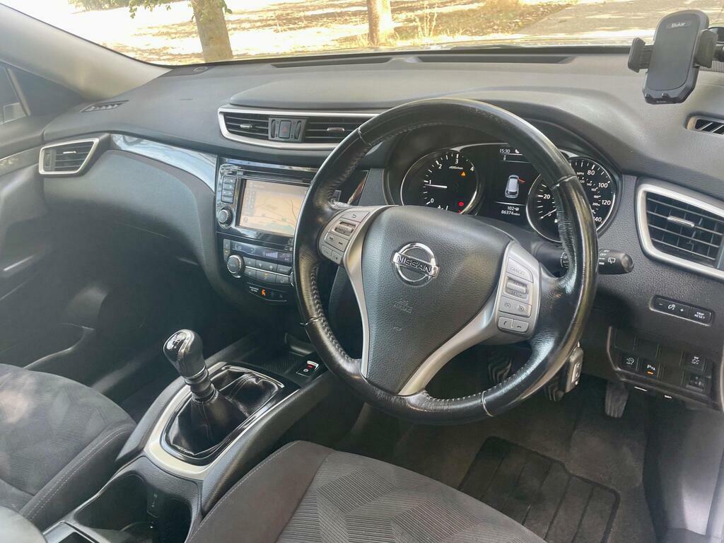 Nissan X-Trail Automatic White #22