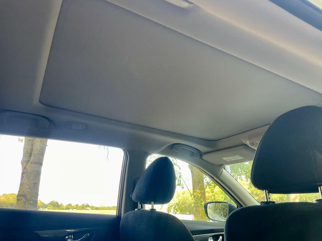 Nissan X-Trail Automatic White #50