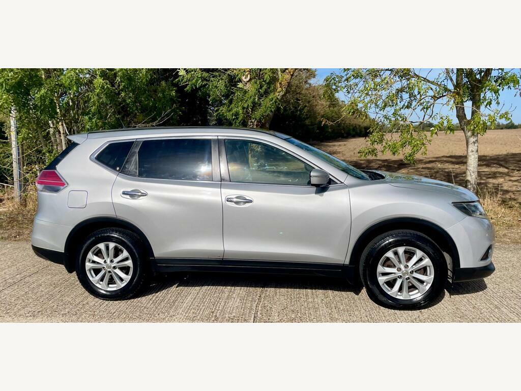 Nissan X-Trail Automatic White #17