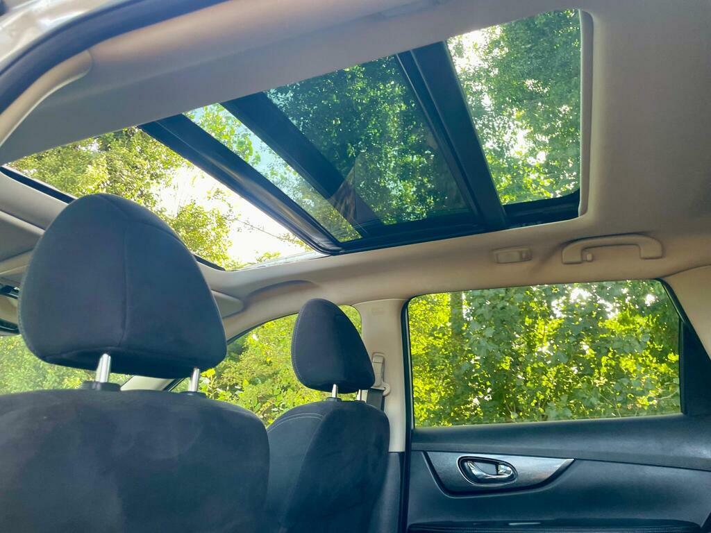 Nissan X-Trail Automatic White #56