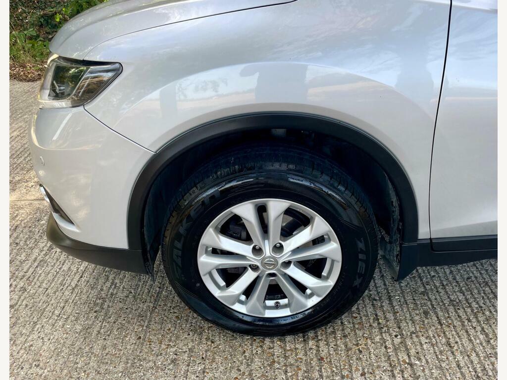 Nissan X-Trail Automatic White #41