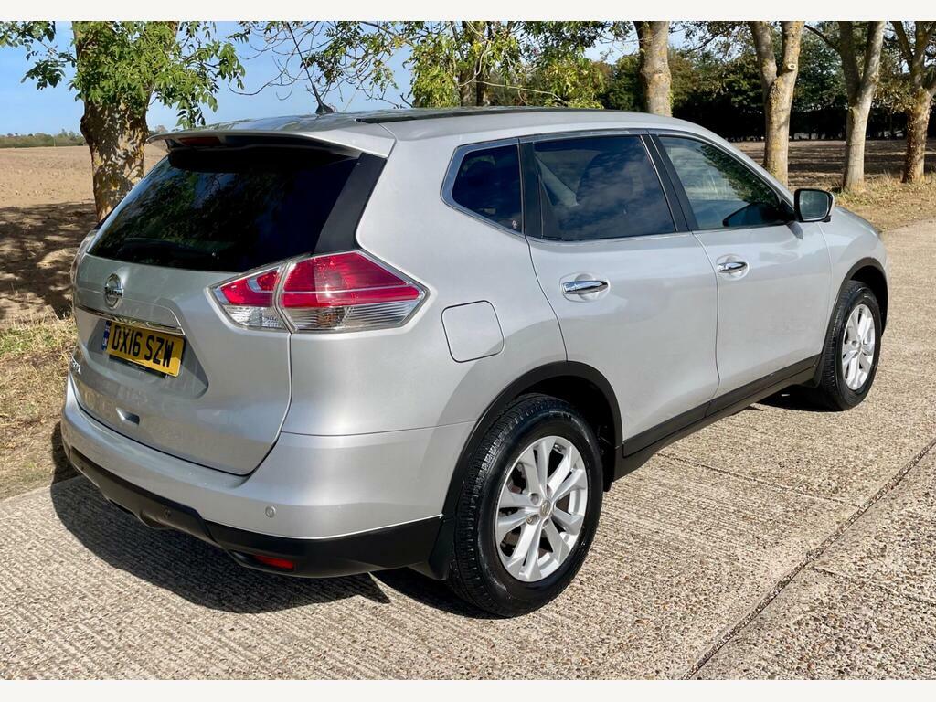 Nissan X-Trail Automatic White #21