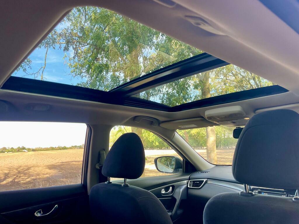 Nissan X-Trail Automatic White #49