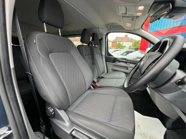 Ford Transit Custom 2026 2.5 340 Duratec 11.8Kwh Limited Kombi L2 Blue #3