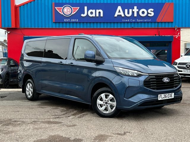 Ford Transit Custom 2026 2.5 340 Duratec 11.8Kwh Limited Kombi L2 Blue
