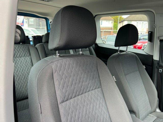Volkswagen Caddy Maxi Life 2L Null Red #26