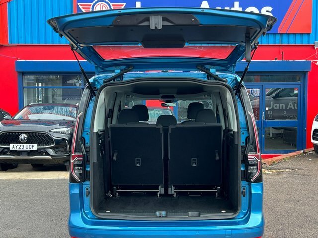 Volkswagen Caddy Maxi Life 2L Null Red #49