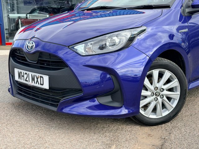 Toyota Yaris Icon Grey #61