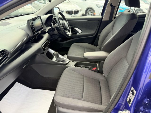 Toyota Yaris Icon Grey #52
