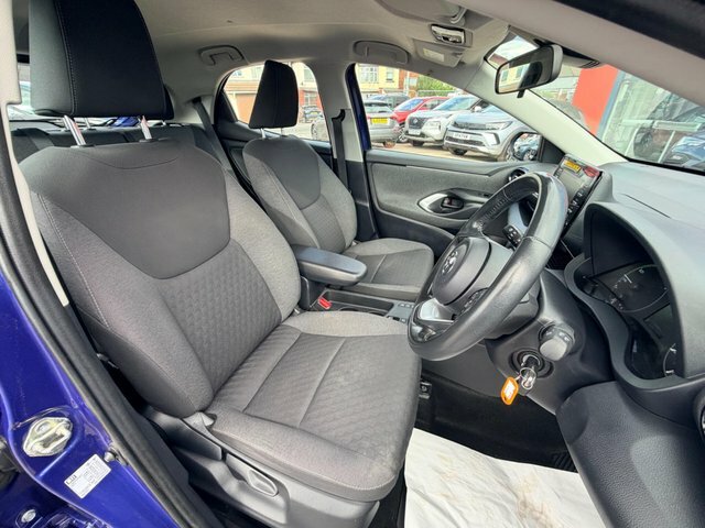 Toyota Yaris Icon Grey #23