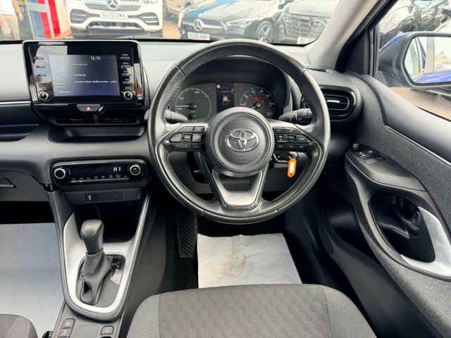 Toyota Yaris Icon Grey #50