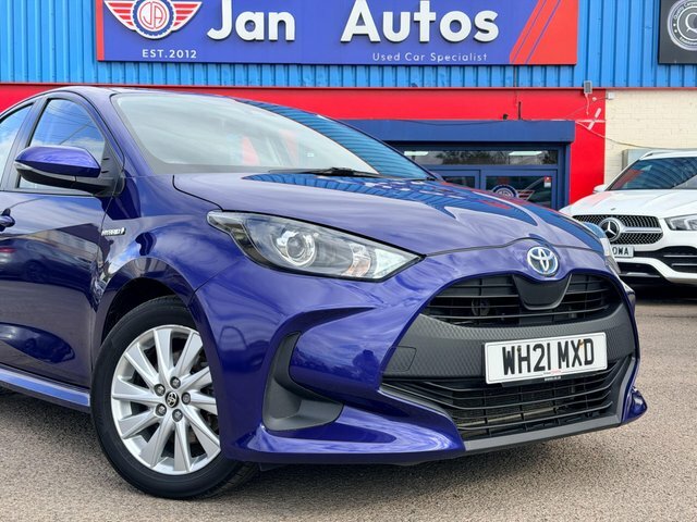 Toyota Yaris Icon Grey #7