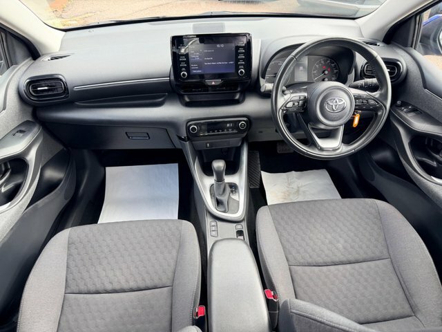 Toyota Yaris Icon Grey #19