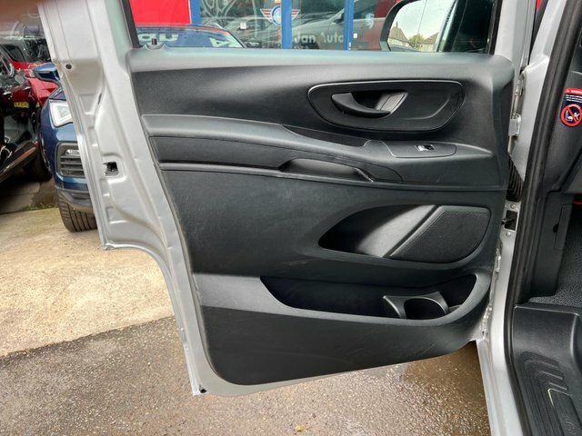 Mercedes-Benz Vito Select Black #49