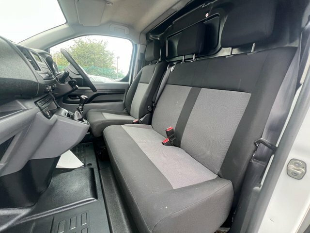 Peugeot Expert 2018 1.6 Bluehdi 1000 S Standard Panel Van Mwb Eur White #4