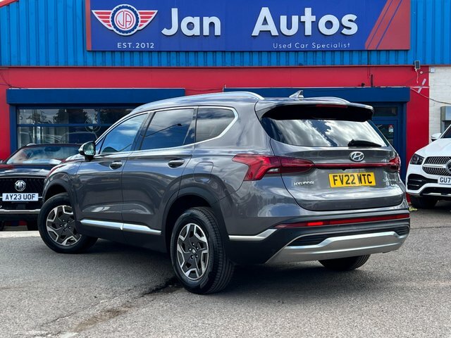 Hyundai Santa Fe 2022 1.6 H T-gdi Premium Euro 6 Ss Grey #2