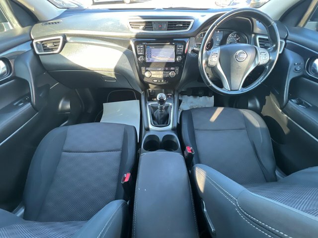 Nissan Qashqai 1.5 Dci Acenta Silver #24