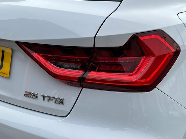 Audi A1 30 Tfsi 110 Sport White #60
