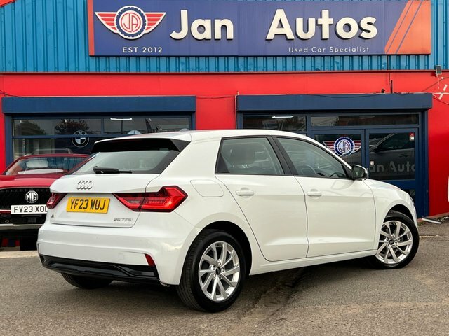 Audi A1 30 Tfsi 110 Sport White #15