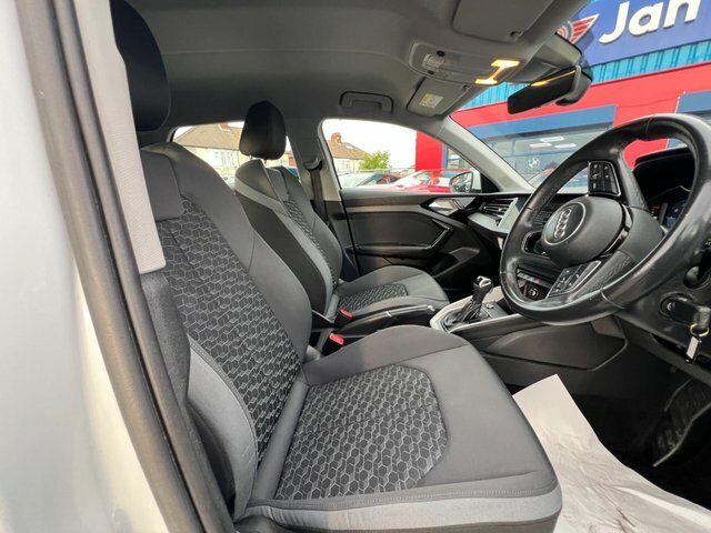 Audi A1 30 Tfsi 110 Sport White #31