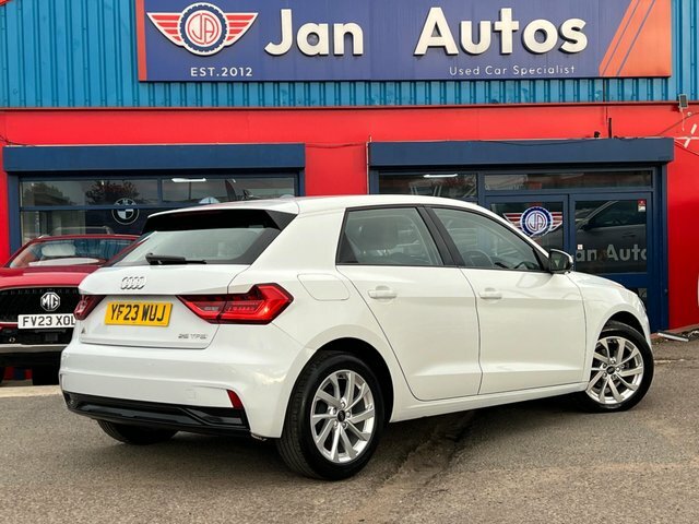 Audi A1 30 Tfsi 110 Sport White #29