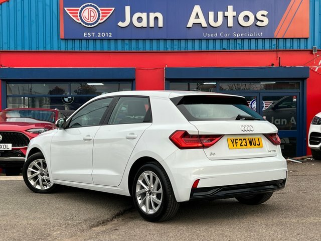 Audi A1 2023 1.0 Tfsi 25 Sport Sportback S Tronic Euro 6 White #2