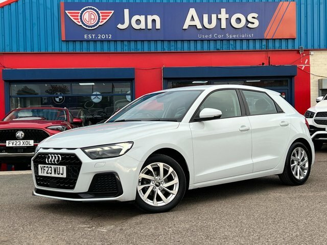 Audi A1 30 Tfsi 110 Sport White #14