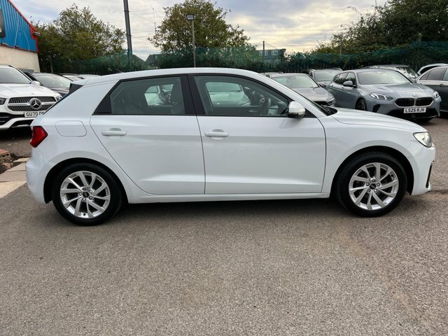 Audi A1 30 Tfsi 110 Sport White #28