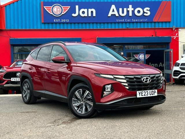 Hyundai Tucson 2023 1.6 T-gdi Mhev Se Connect Dct Euro 6 Ss Red