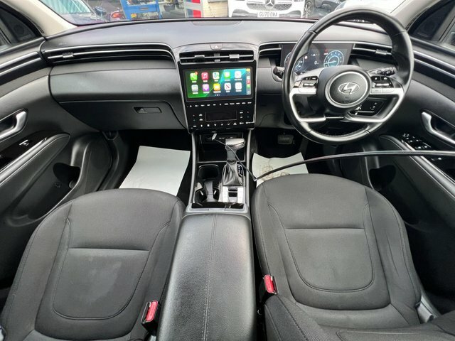 Hyundai Tucson 2023 1.6 T-gdi Mhev Se Connect Dct Euro 6 Ss Red #3