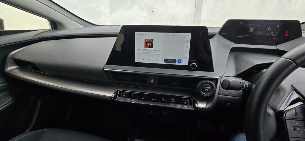 Toyota Prius Hatchback Grey #12