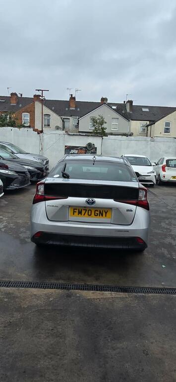 Toyota Prius E Silver #7