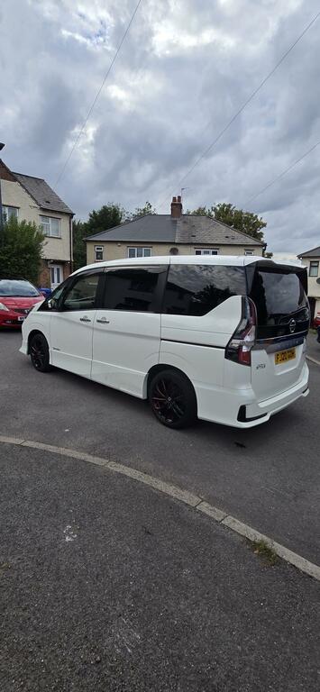 Nissan Serena Hybrid E Power White #5