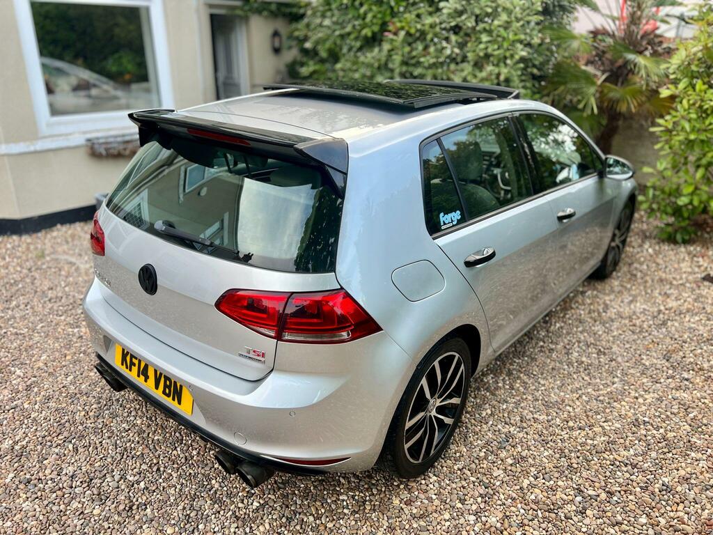 Volkswagen Golf Hatchback 1.6 Tdi Bluemotion Tech Se 2014 Red #10