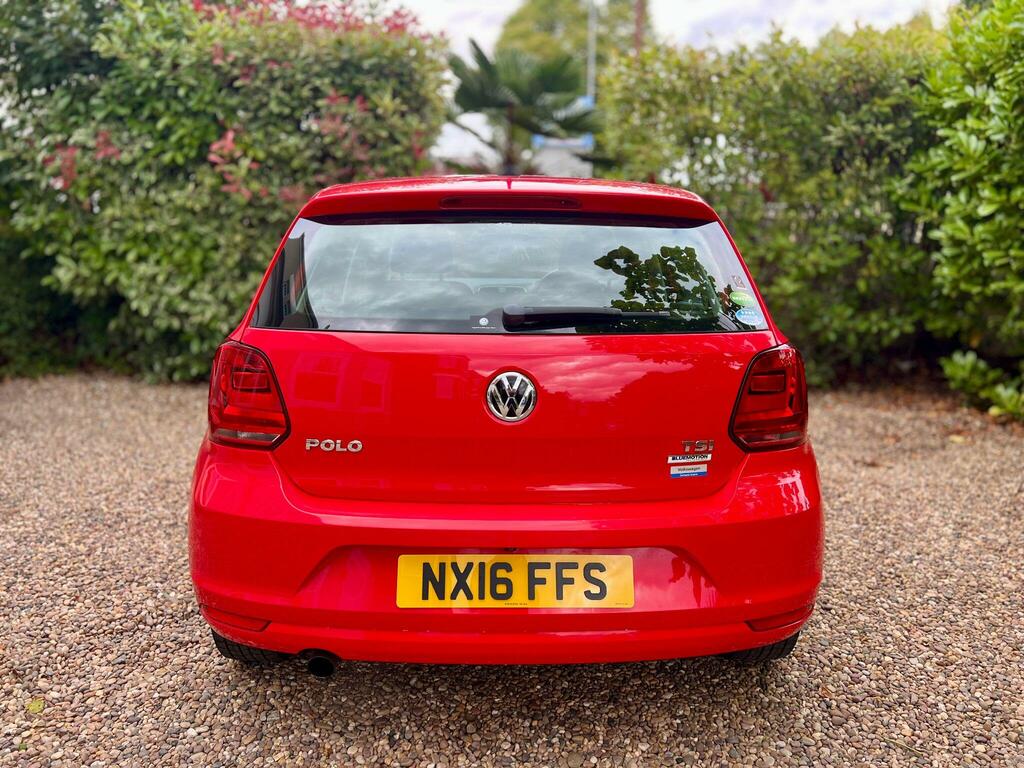 Volkswagen Polo Match Red #6