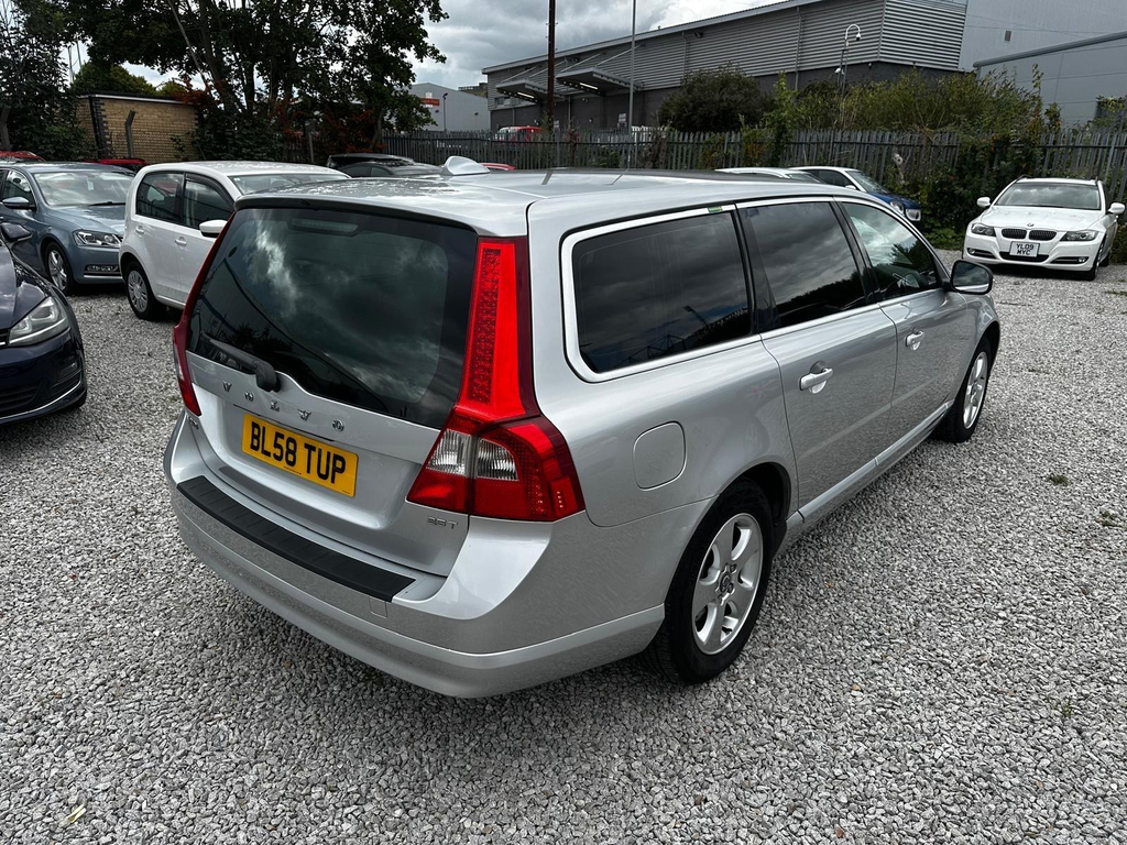 Volvo V70 2.5T Se Lux Geartronic Euro 5 Silver #6