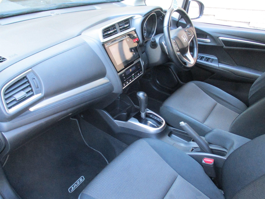 Honda Jazz 1.3 Se Navi Red #12