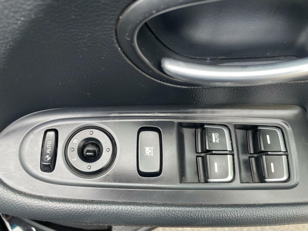 Kia Carens Carens 3 Sat Nav Ecodynamics Crdi Black #24