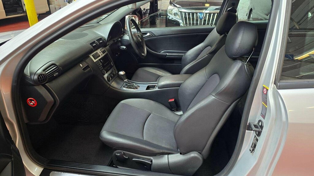 Mercedes-Benz CLC Class Hatchback 1.8 Clc180k Se Coupe Euro 4 20 Silver #5