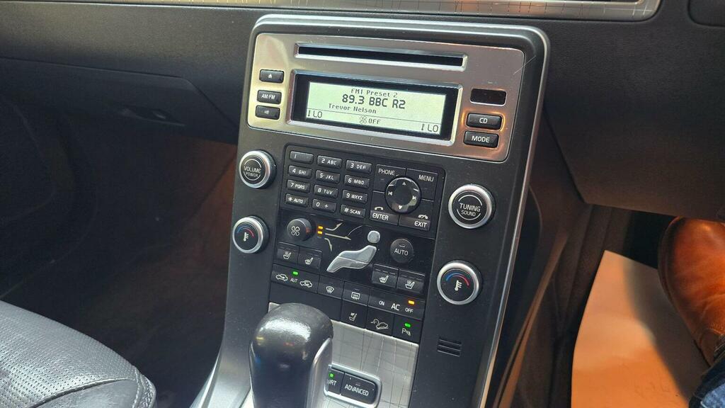 Volvo XC70 2.0 Xc70 Se Green #7