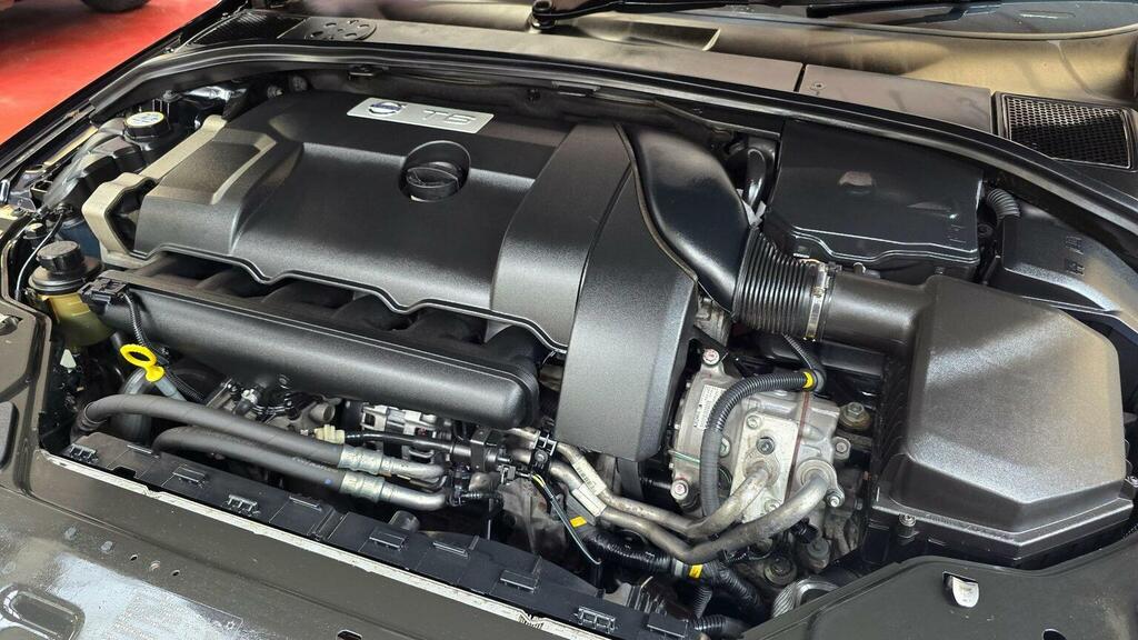 Volvo XC70 2.0 Xc70 Se Green #37
