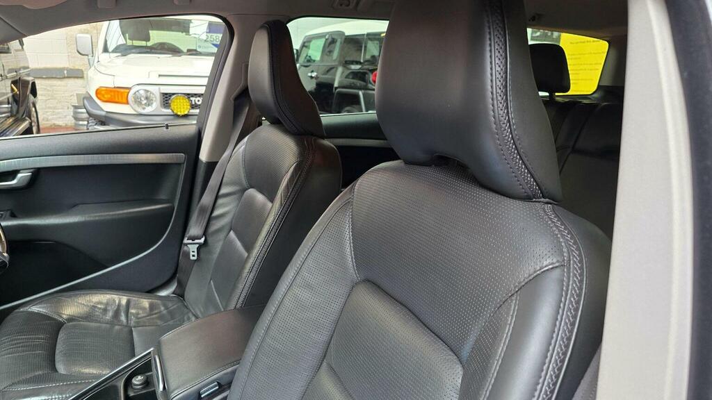 Volvo XC70 2.0 Xc70 Se Green #14