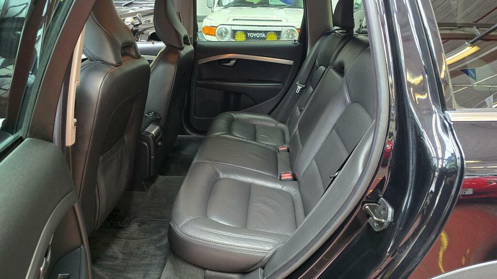 Volvo XC70 2.0 Xc70 Se Green #16