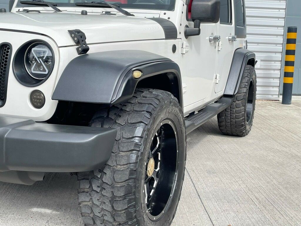 Jeep Wrangler 3.8 V6 Special And Rare Left Hand Drive Lhd White #3
